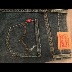 Women’s Levi’s 721 High Rise Skinny Jeans Size 28